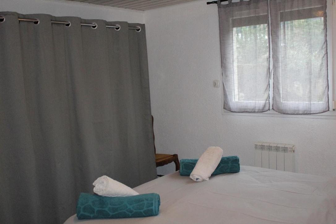 Saint-Pierre-en-FaucignyChez Patrick Et Dominique公寓 外观 照片