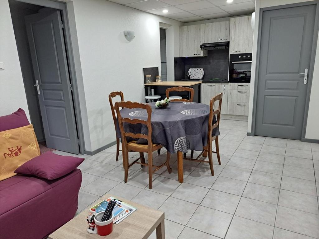 Saint-Pierre-en-FaucignyChez Patrick Et Dominique公寓 外观 照片